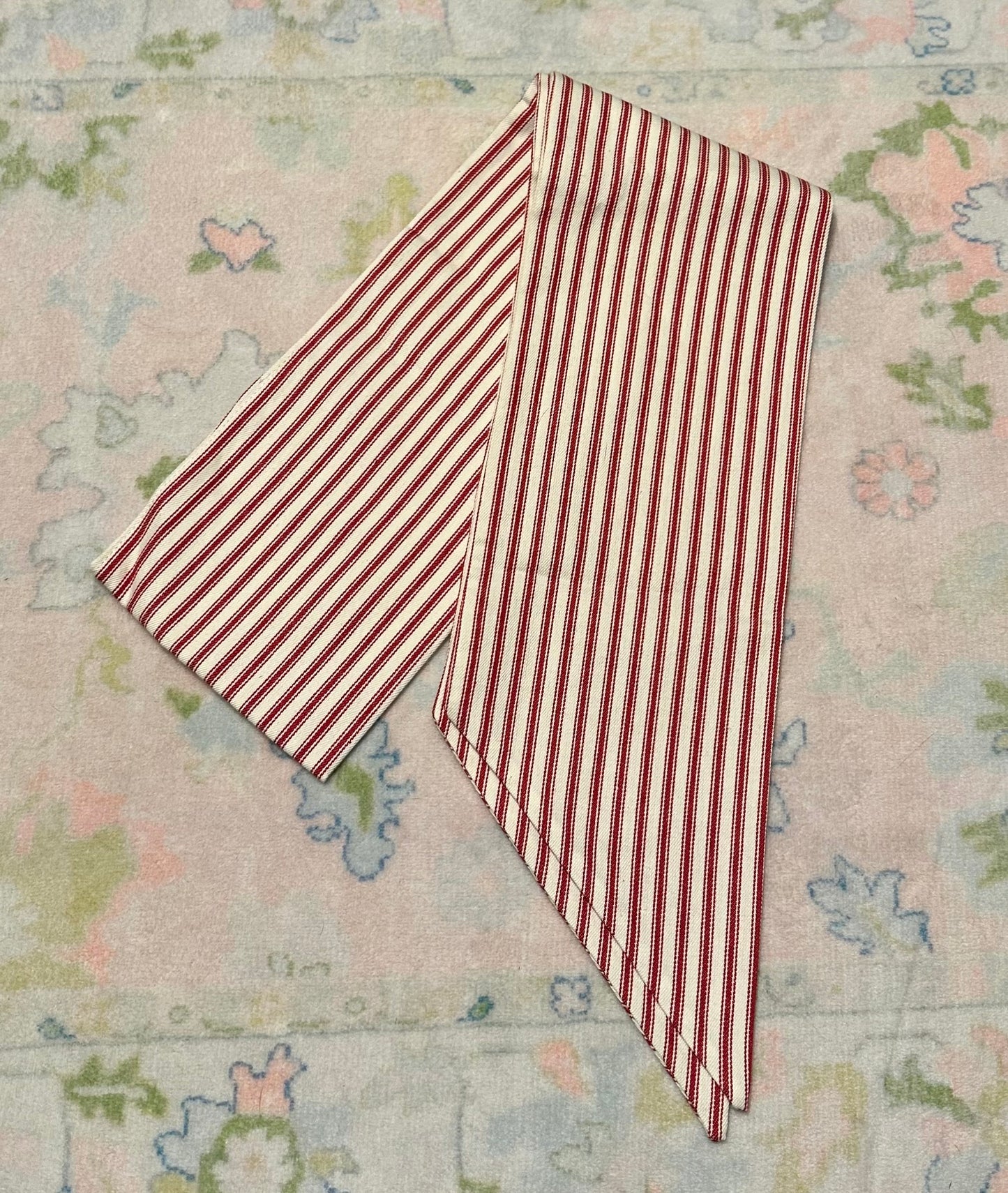 Patterned Wreath Sash