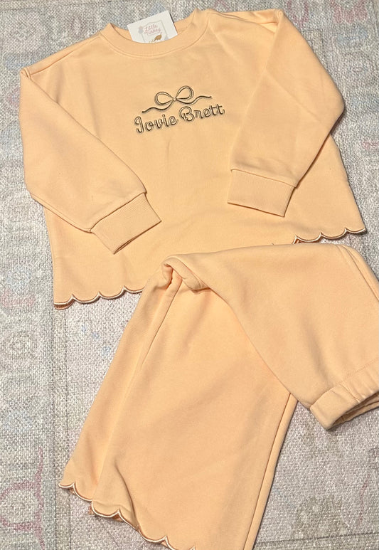 Scalloped Set